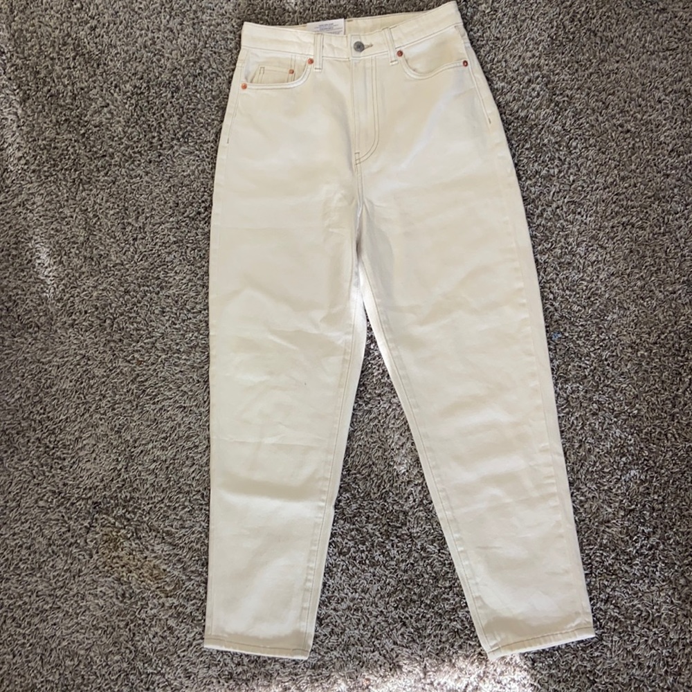 Brand new never worn H&M loose cream mom jeans